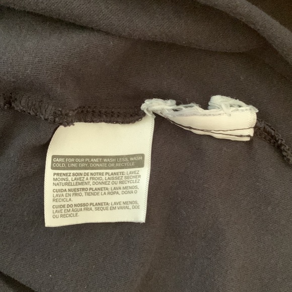 COPY - Levi’s Logo Perfect T-Shirt - Picture 7 of 7